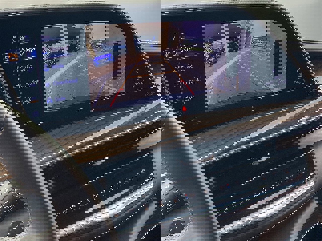 Certified 2024 Cadillac Escalade ESV Sport Platinum w/ LPO, ONYX Package image 29