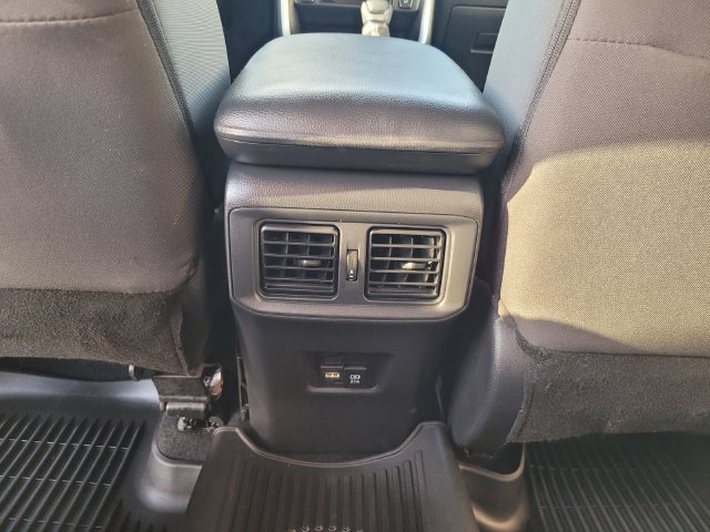 Used 2021 Toyota RAV4 XLE w/ Convenience Package AWD/4WD image 17