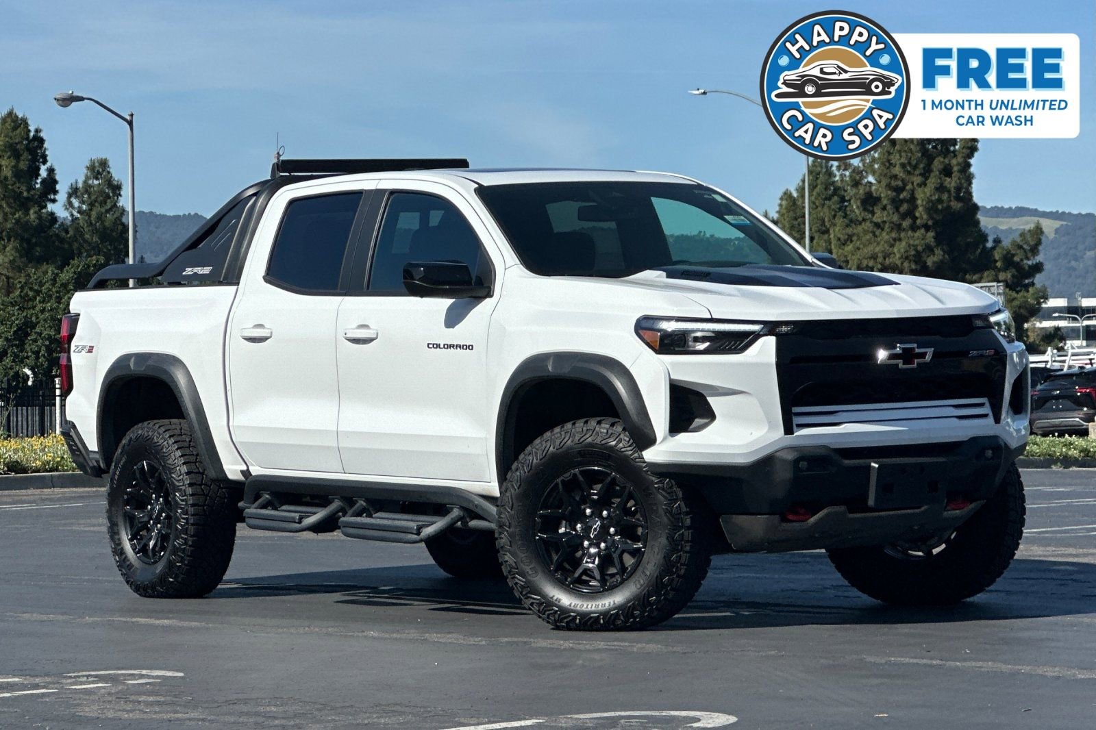 Used 2025 Chevrolet Colorado ZR2 w/ Midnight Edition AWD/4WD image 1