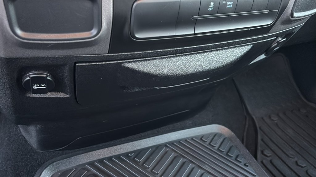 Used 2014 RAM 1500 Express RWD image 19