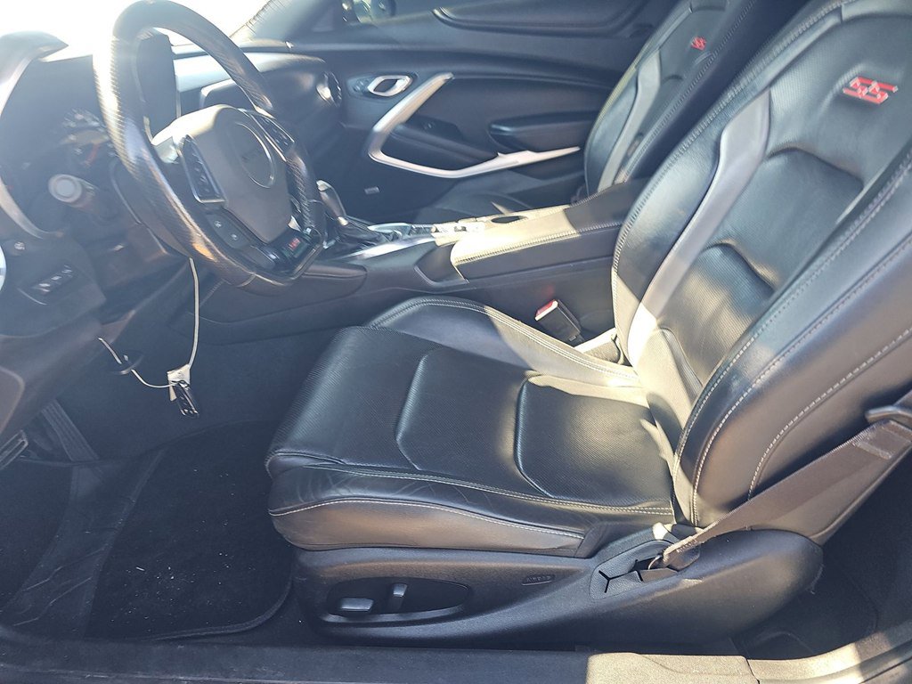Used 2020 Chevrolet Camaro SS image 5