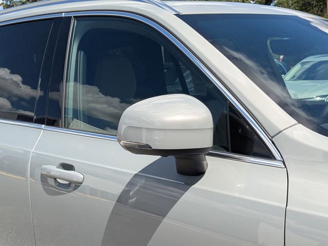 New 2026 Volvo XC90 B6 Plus w/ Protection Package Premier image 12