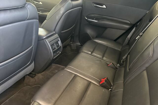 Used 2019 Cadillac XT4 Sport FWD image 12