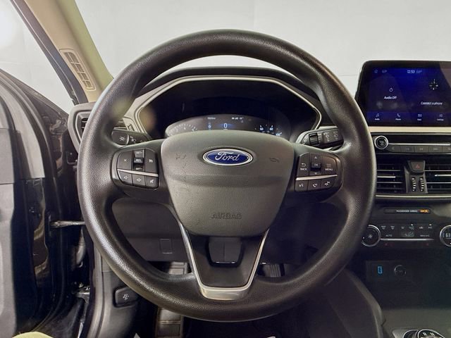 Used 2020 Ford Escape SE image 13