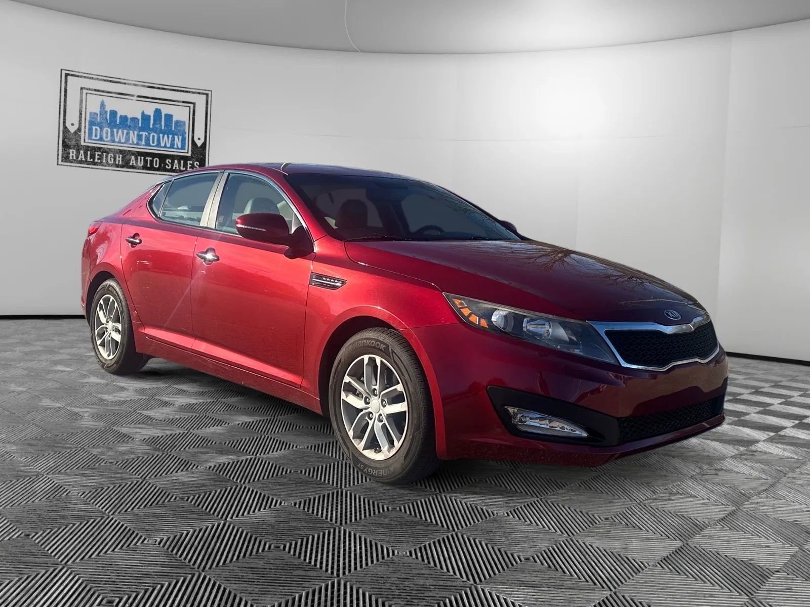 Used 2013 Kia Optima LX w/ Convenience Plus Pkg image 4