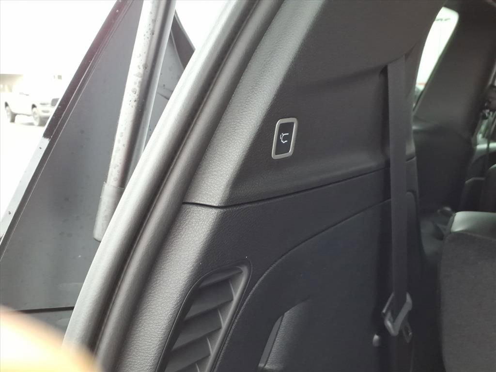 New 2026 Chrysler Pacifica Select w/ S Appearance Package image 6