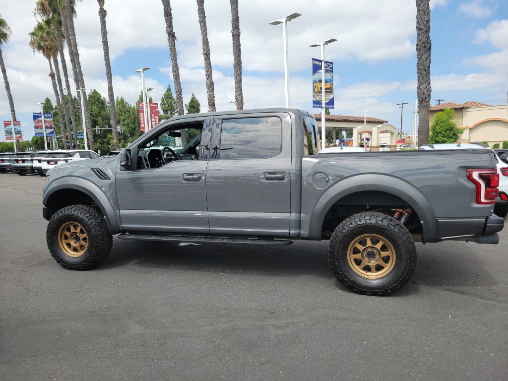 Used 2020 Ford F150 Raptor w/ Equipment Group 802A Luxury AWD/4WD image 34