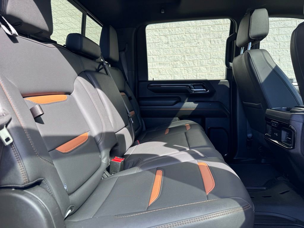 Used 2024 GMC Sierra 2500 AT4 w/ AT4 Premium Plus Package image 21