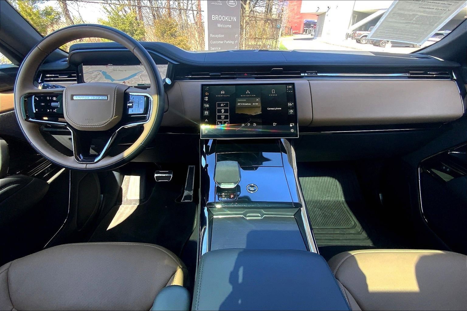 Used 2025 Land Rover Range Rover Sport Dynamic SE image 15