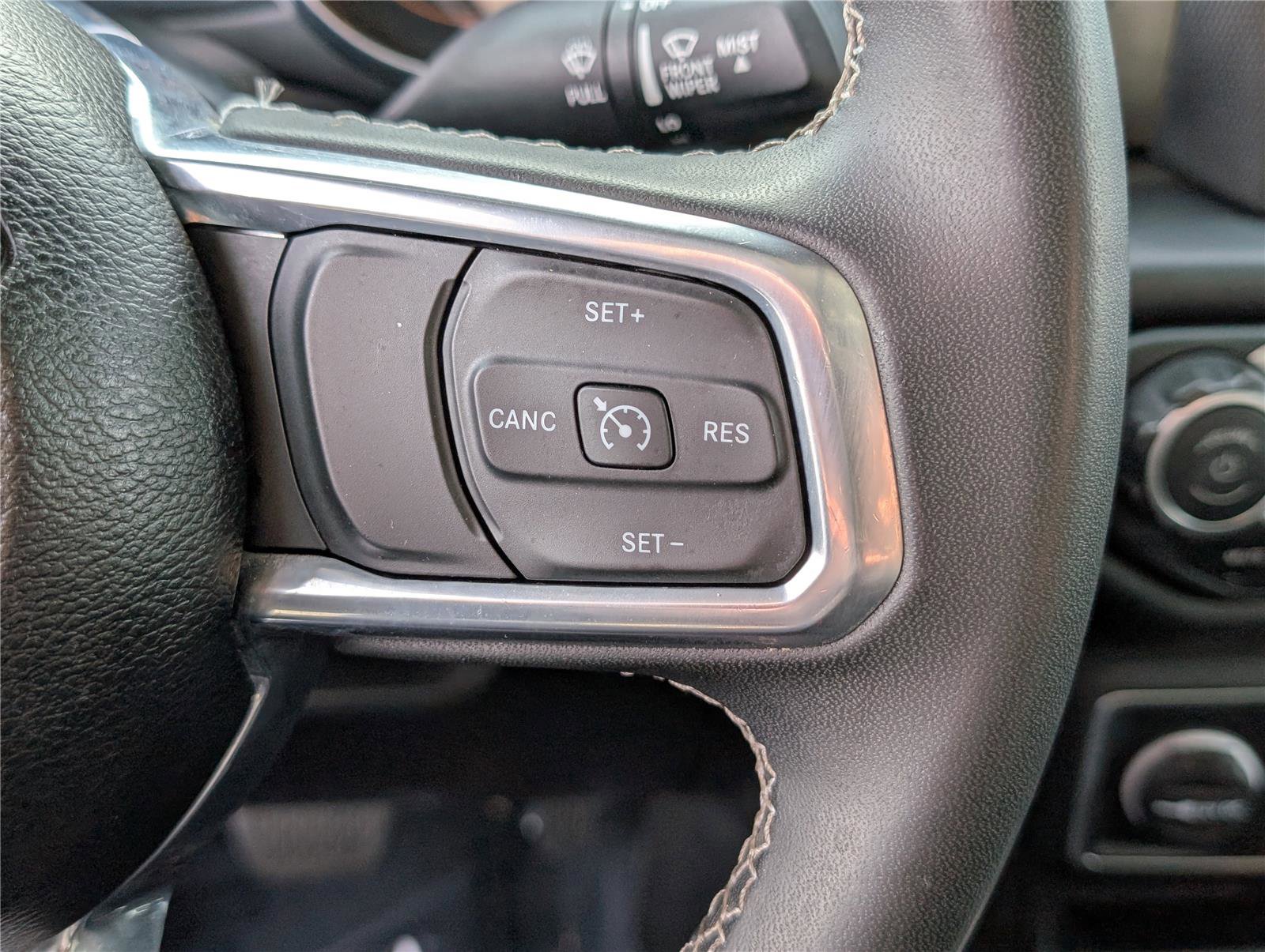 Used 2023 Jeep Gladiator Overland image 21