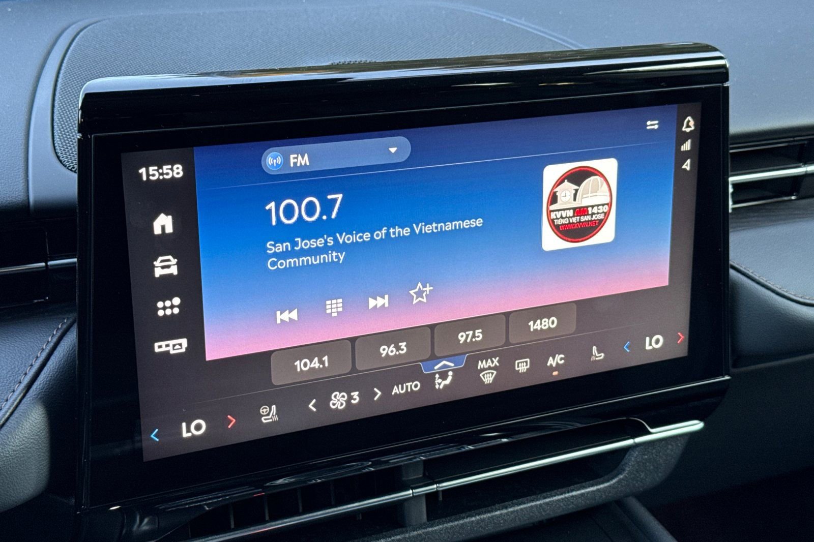 New 2026 Lincoln Nautilus Reserve AWD/4WD image 15