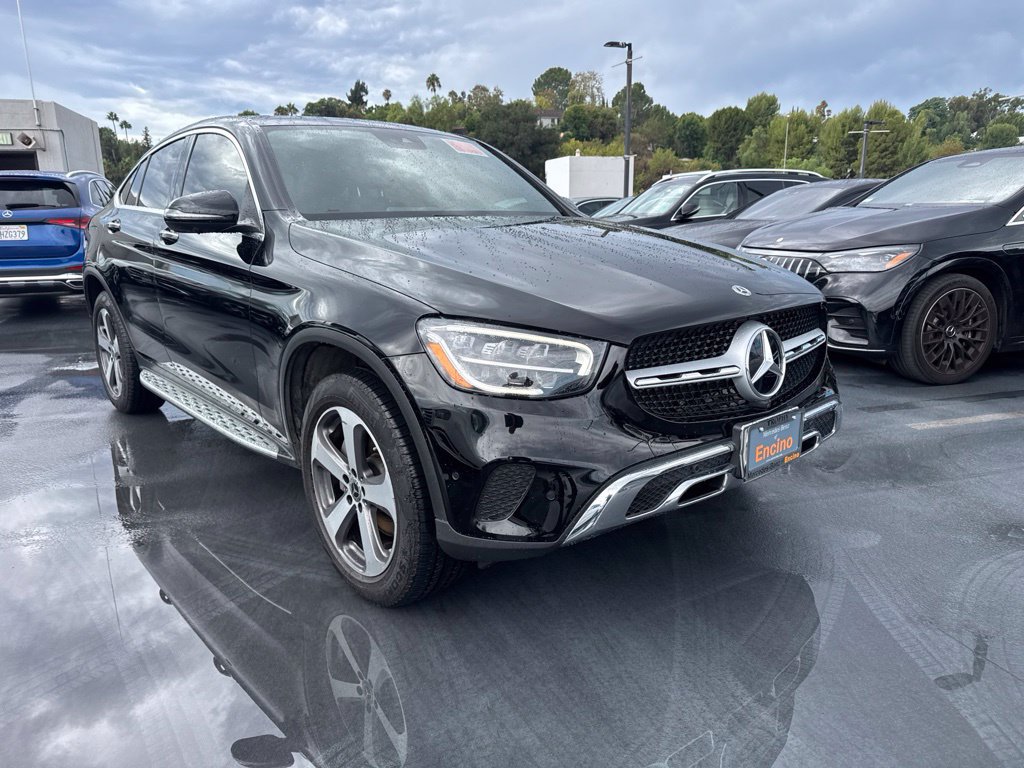 Used 2021 Mercedes-Benz GLC 300 4MATIC Coupe image 3