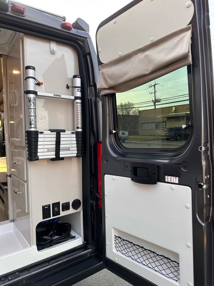 Used 2021 RAM ProMaster 3500 w/ Convenience Group image 45