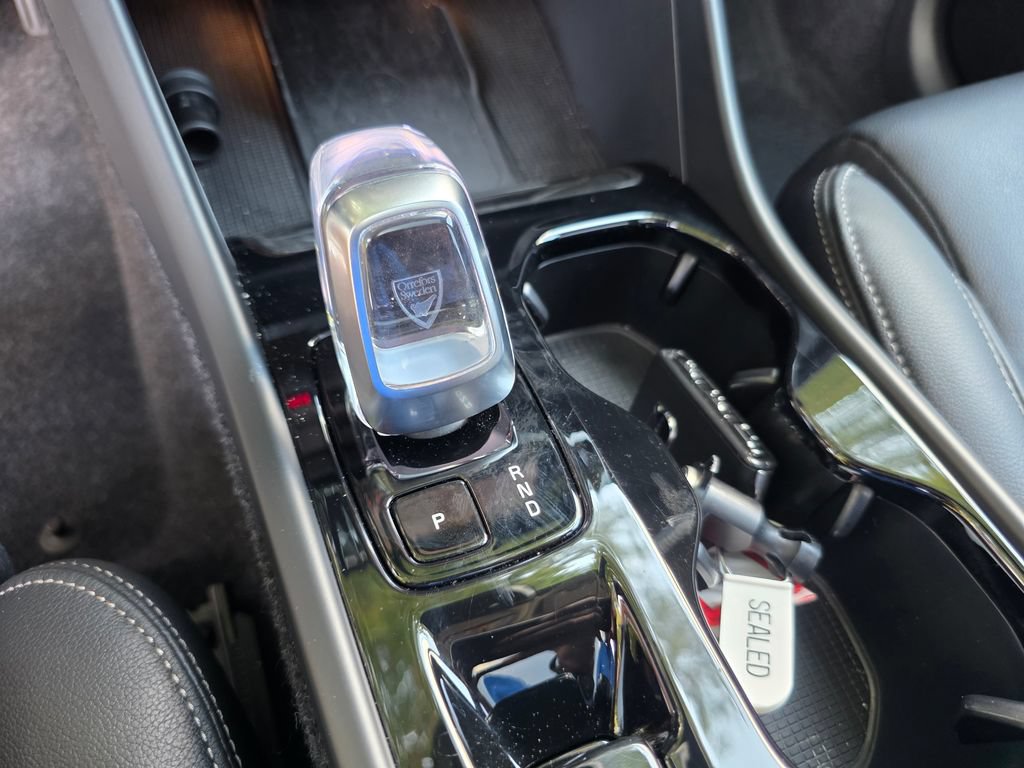 Used 2026 Volvo XC40 B5 Plus AWD/4WD image 18