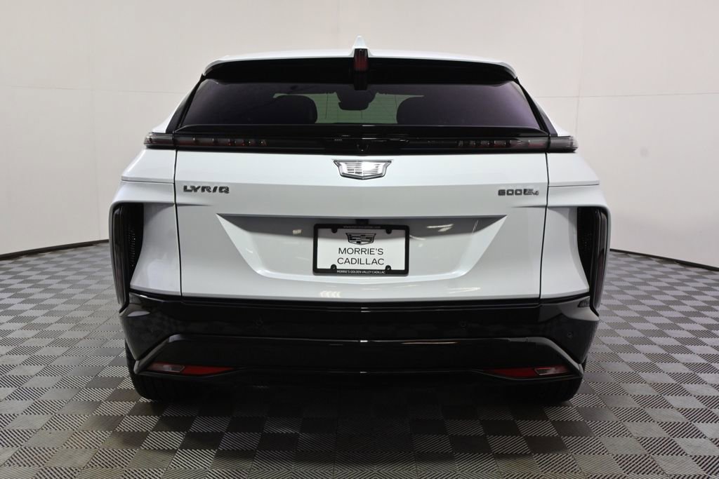New 2026 Cadillac Lyriq Signature Sport w/ LPO, Floor Liner Package image 5