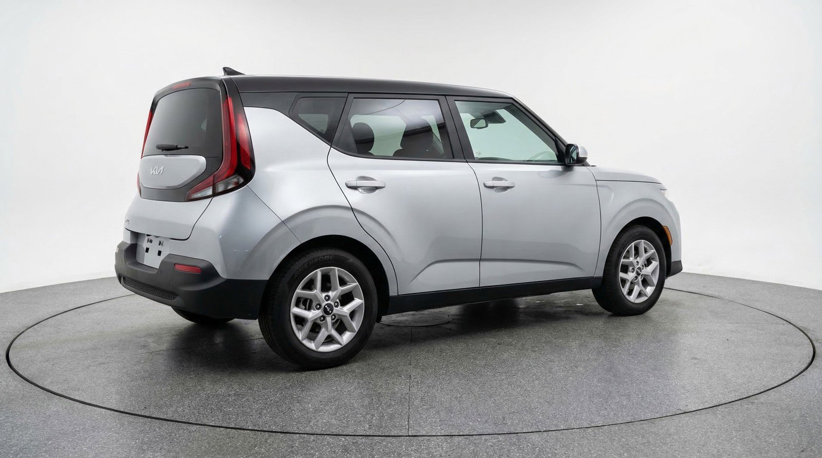 Used 2025 Kia Soul LX w/ LX Technology Package image 9