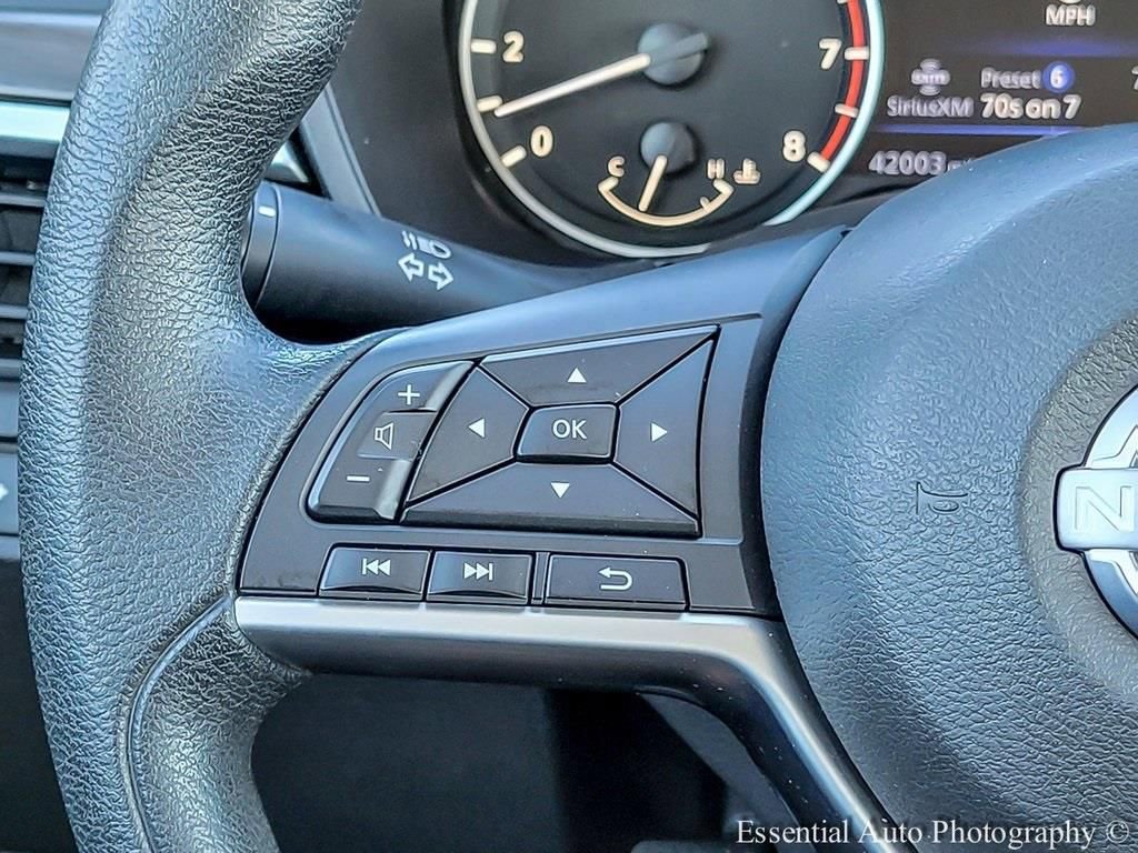 Used 2024 Nissan Altima 2.5 SV image 16