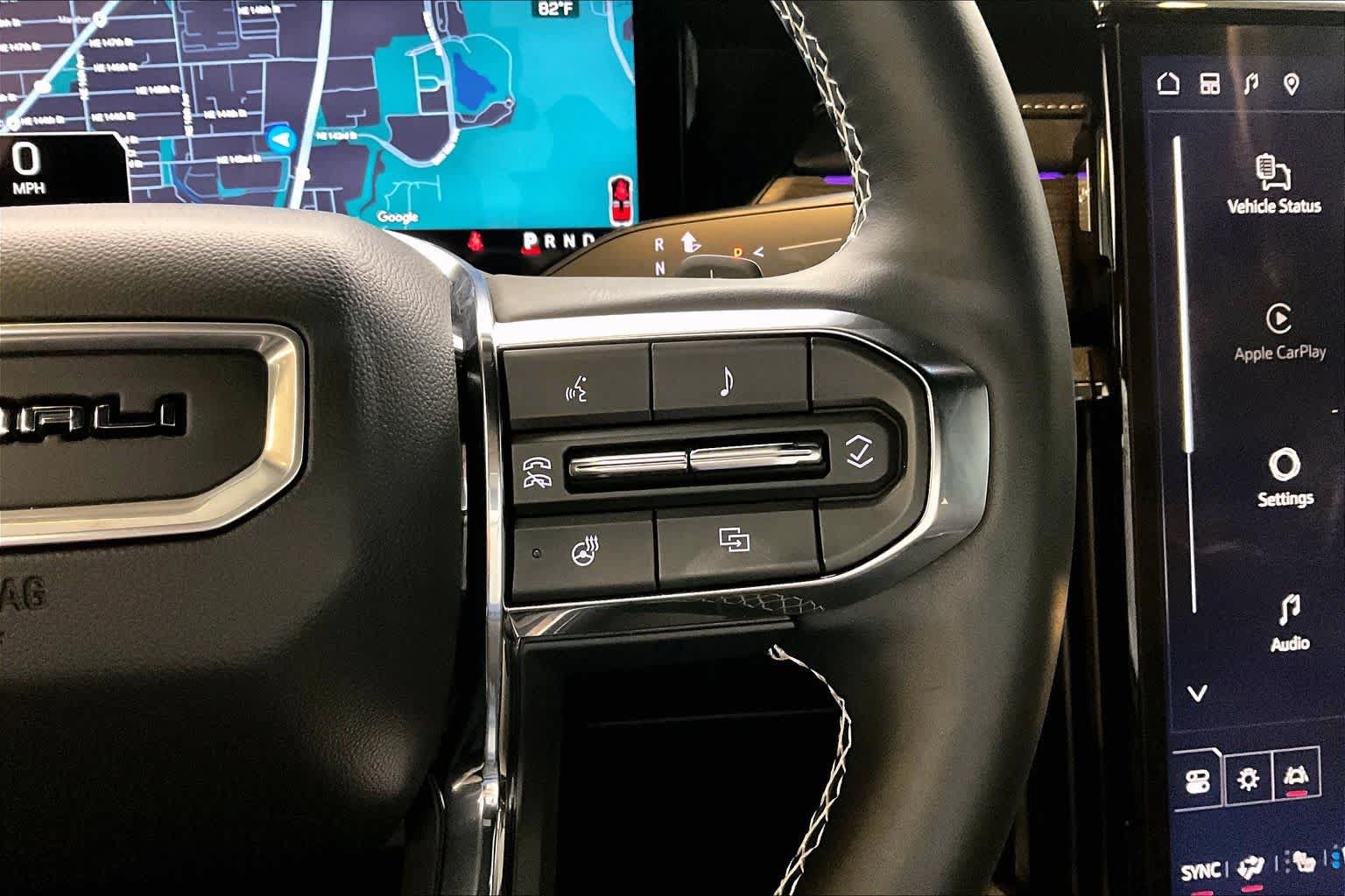 Used 2025 GMC Acadia Denali FWD image 24
