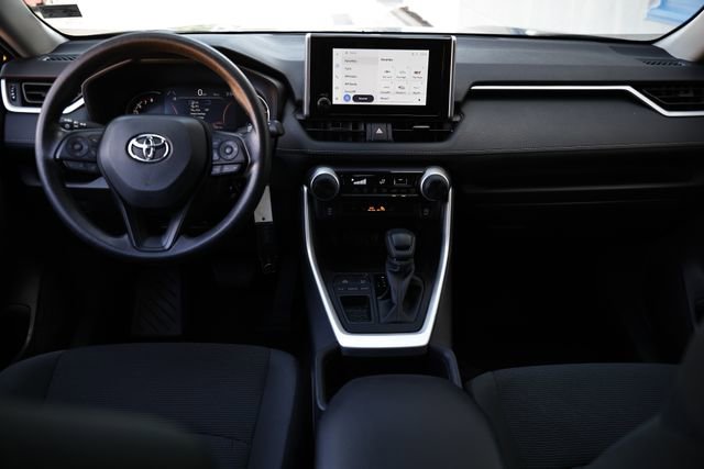 Used 2025 Toyota RAV4 LE FWD image 26