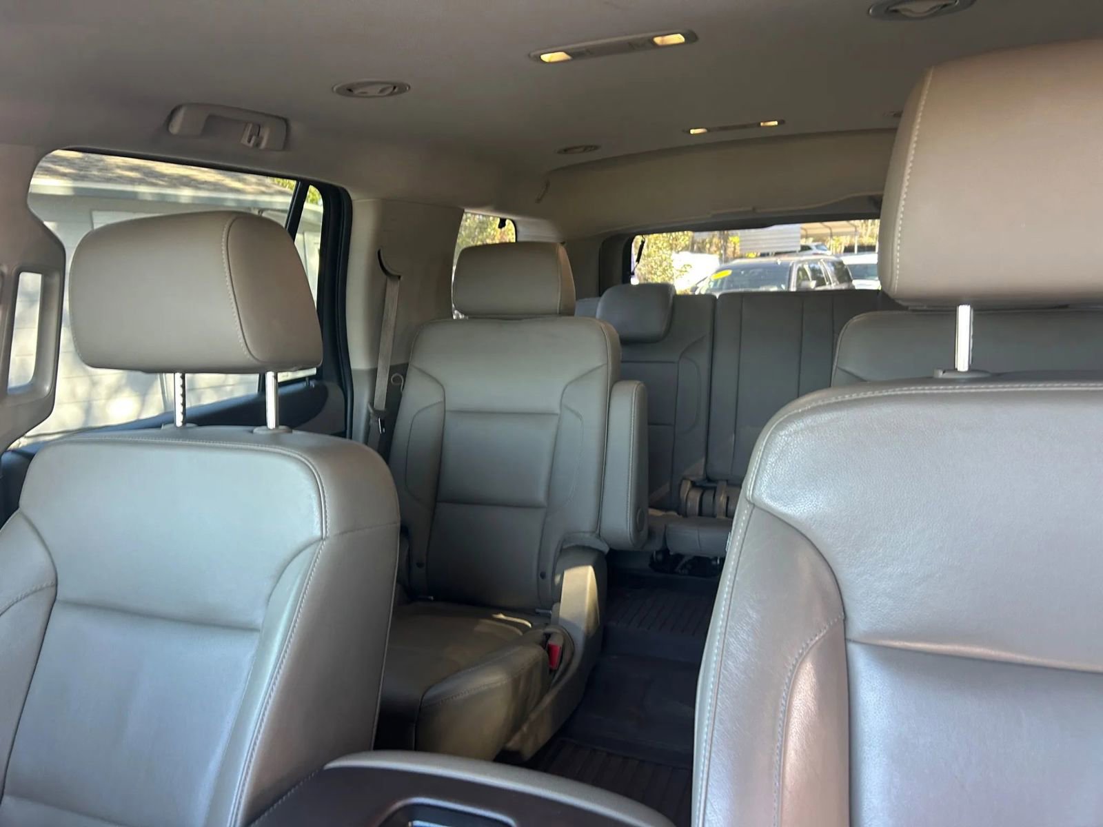 Used 2016 Chevrolet Tahoe LT image 9