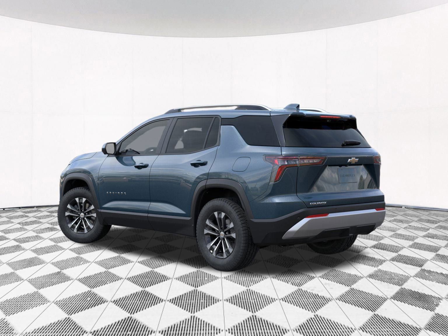 New 2026 Chevrolet Equinox LT w/ Safety and Technology Package FWD image 7