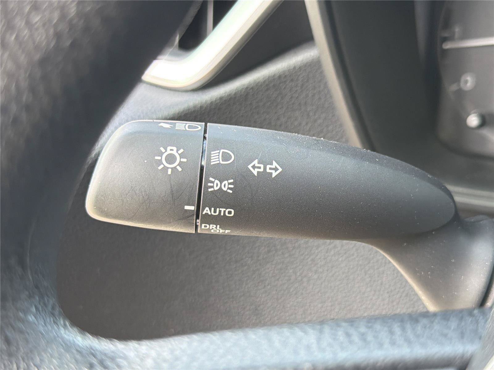 Used 2023 Toyota Corolla LE w/ Carpet Mat Package (TMS) FWD image 25