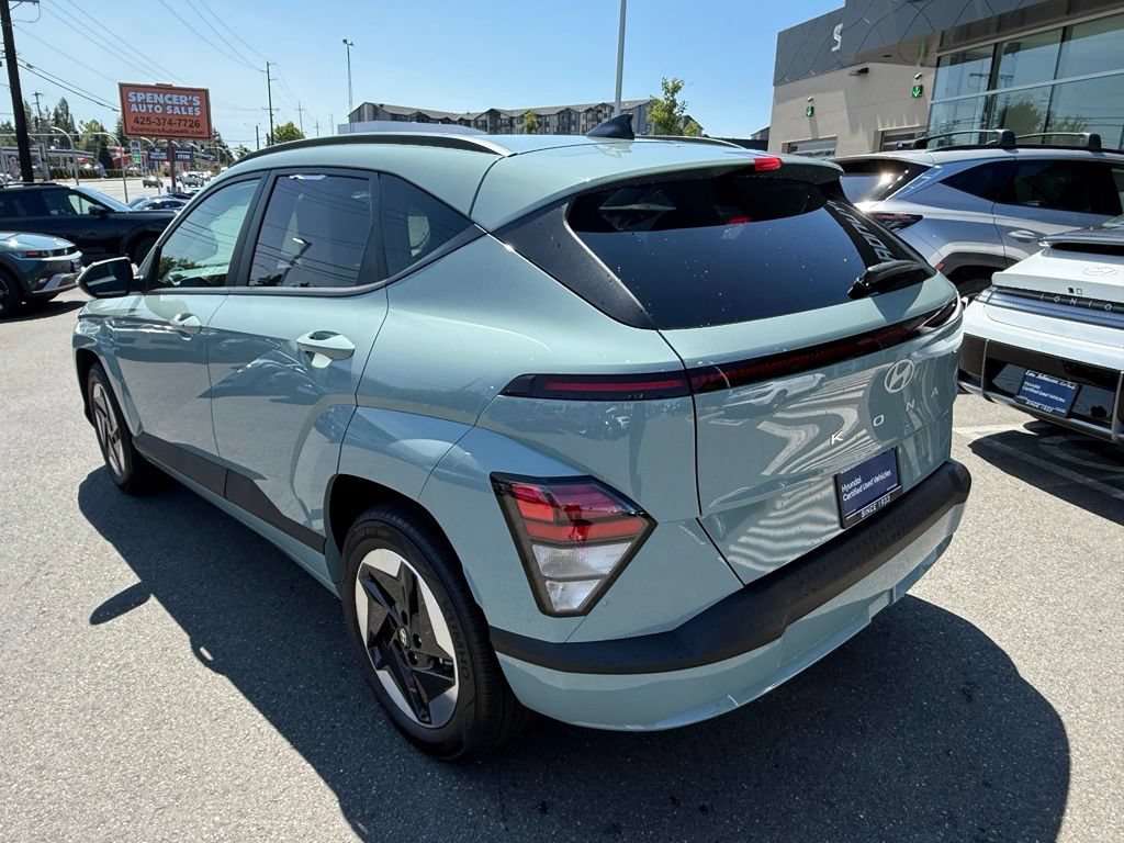 Certified 2025 Hyundai Kona SEL FWD image 3
