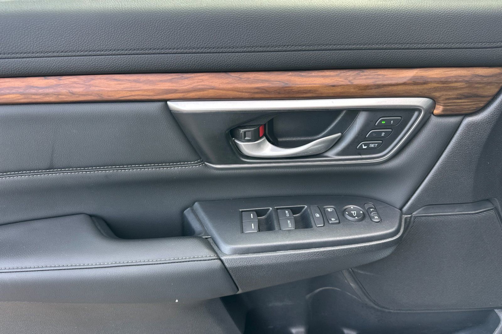 Used 2022 Honda CR-V EX-L image 12