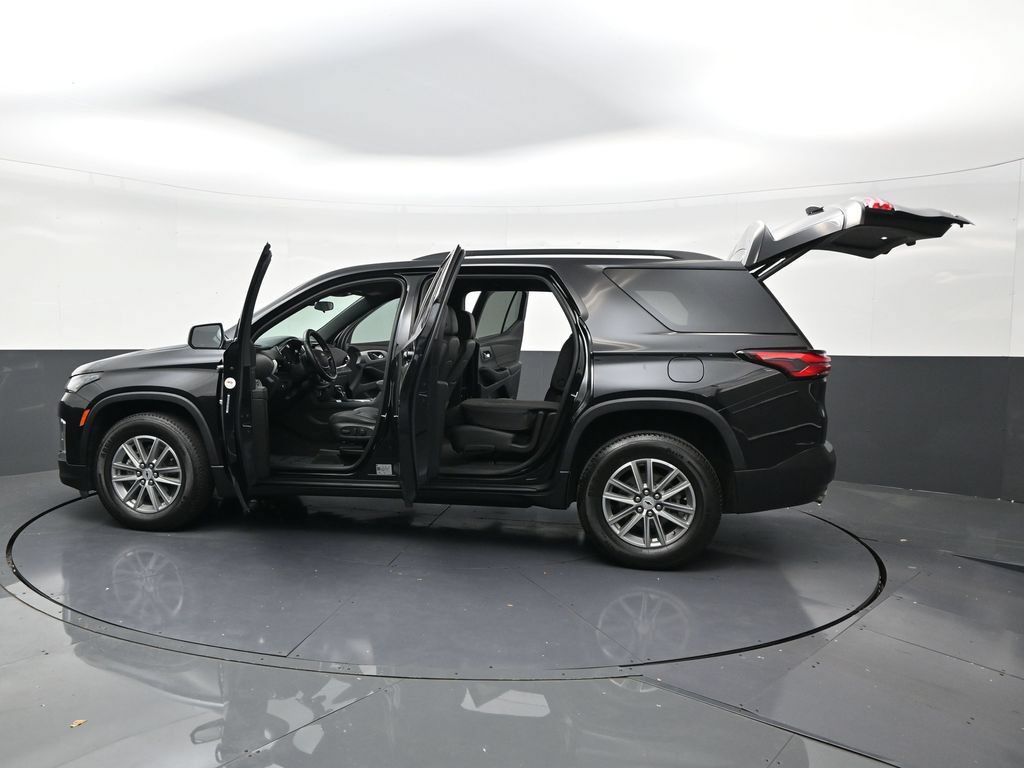 Used 2024 Chevrolet Traverse LT FWD image 27