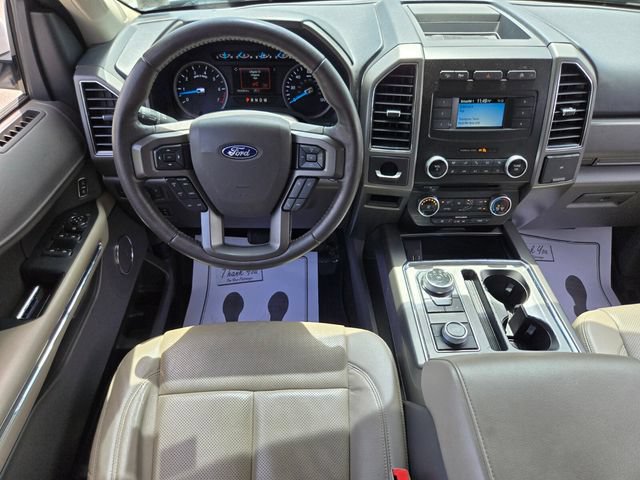 Used 2018 Ford Expedition XLT w/ Equipment Group 201A AWD/4WD image 13