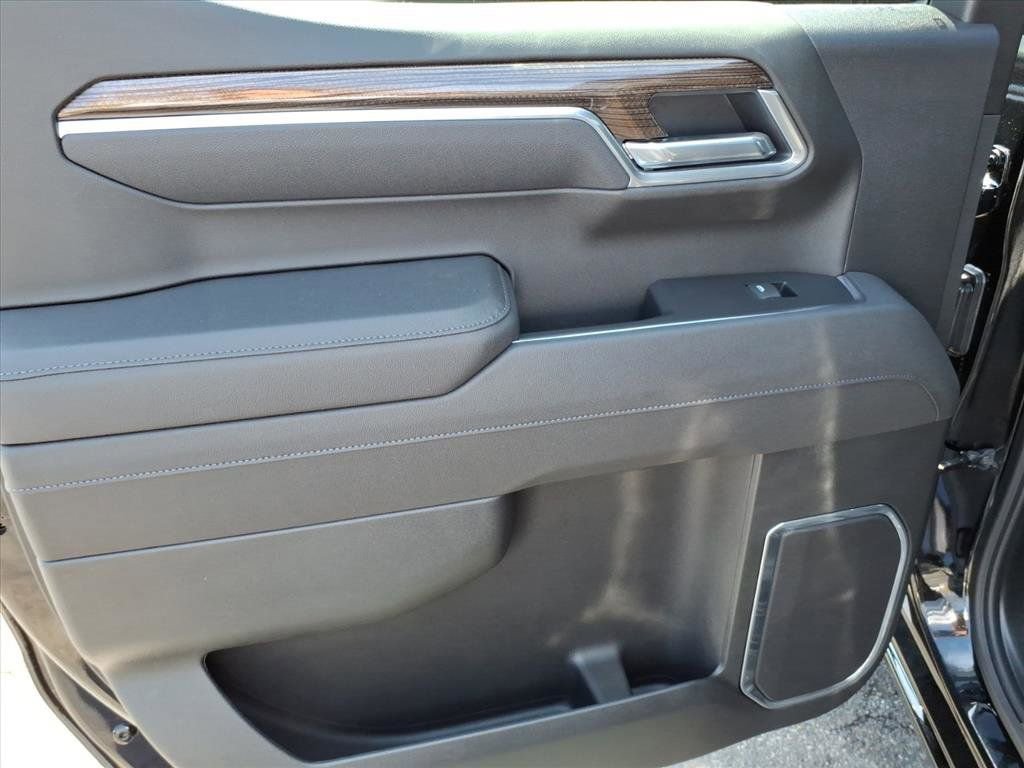 Used 2026 Chevrolet Silverado 1500 LT w/ Protection Package image 19