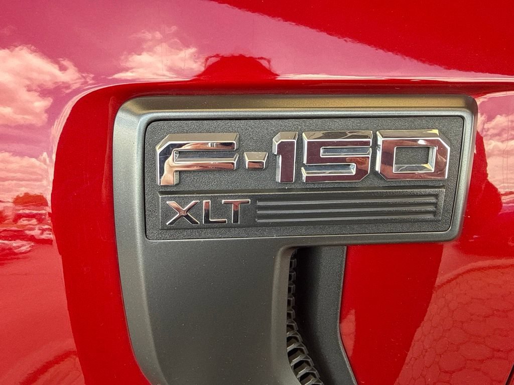 Used 2022 Ford F150 XLT w/ Equipment Group 302A High AWD/4WD image 11