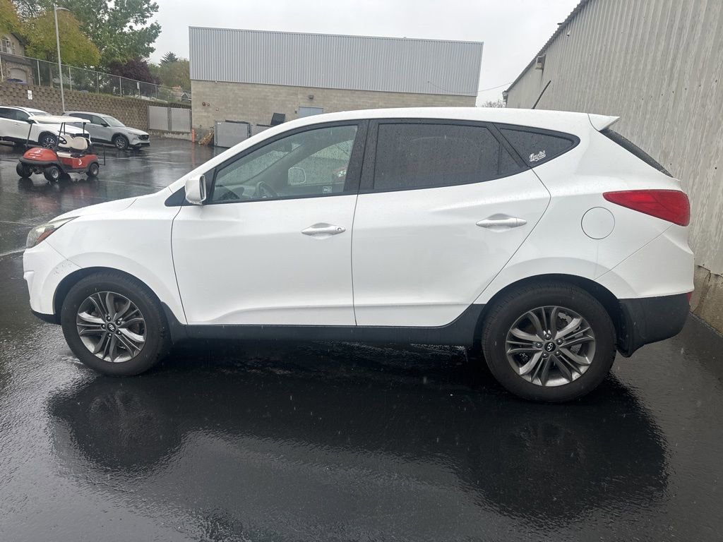 Used 2015 Hyundai Tucson GLS w/ Option Group 02 FWD image 7