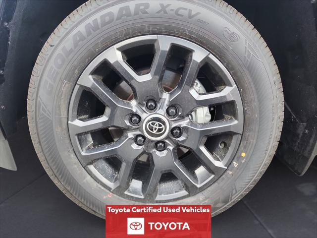 Certified 2024 Toyota Sequoia Platinum AWD/4WD image 16