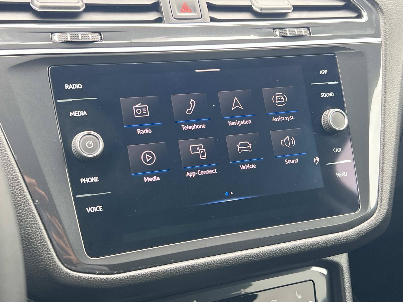 Certified 2023 Volkswagen Tiguan SE FWD image 13