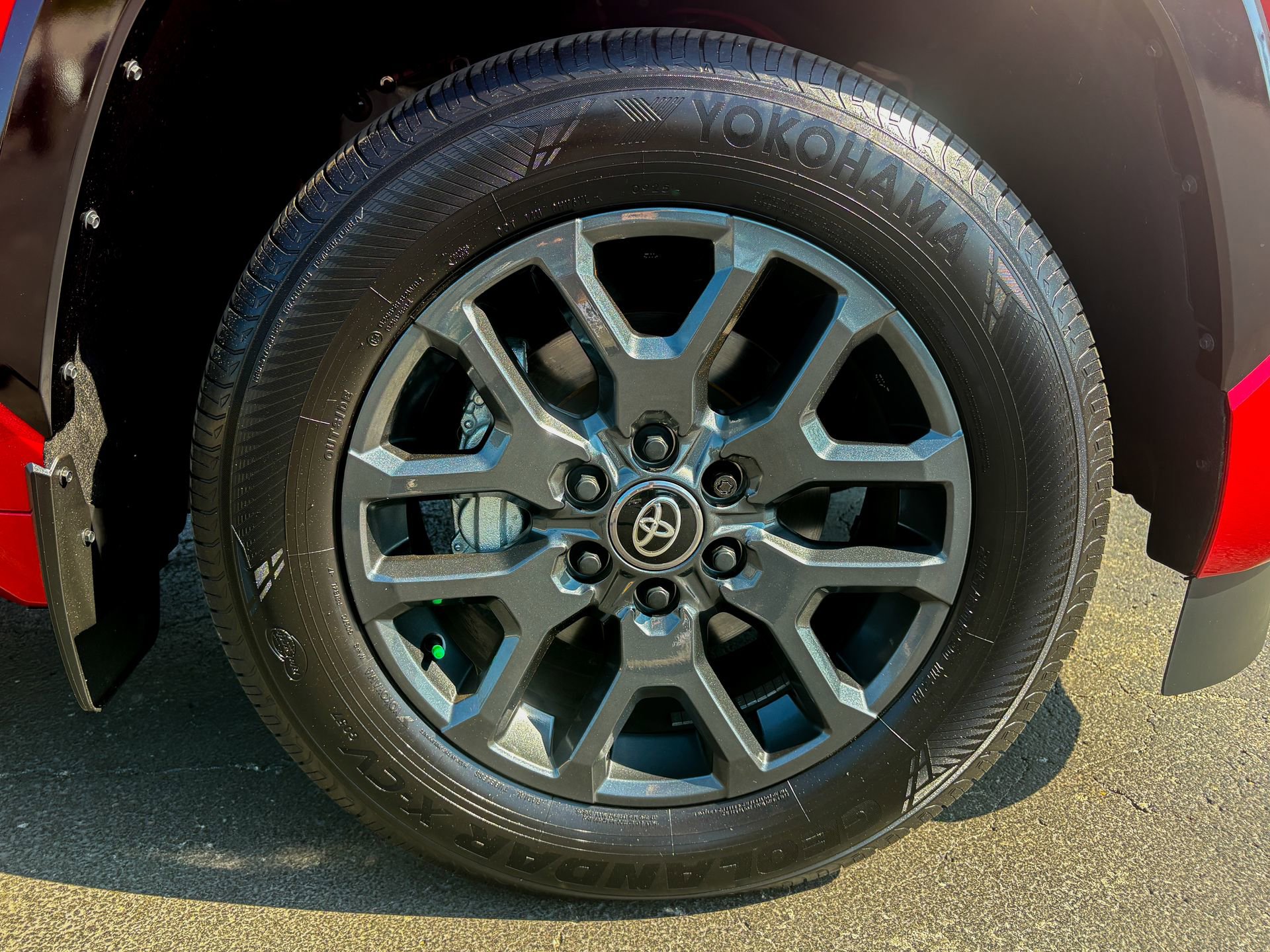 Used 2025 Toyota Sequoia Platinum AWD/4WD image 10