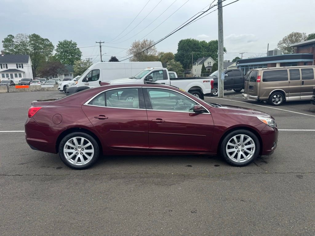 Used 2015 Chevrolet Malibu LT FWD image 4