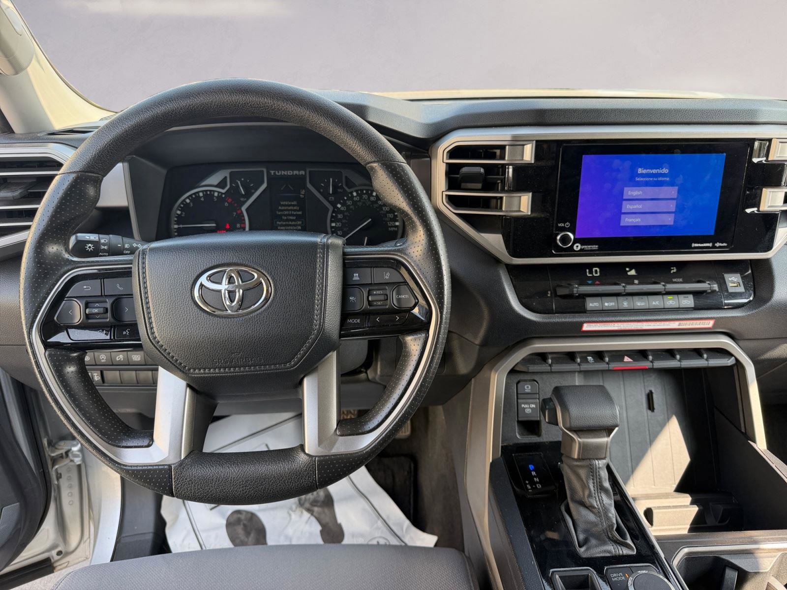Used 2022 Toyota Tundra SR5 AWD/4WD image 10