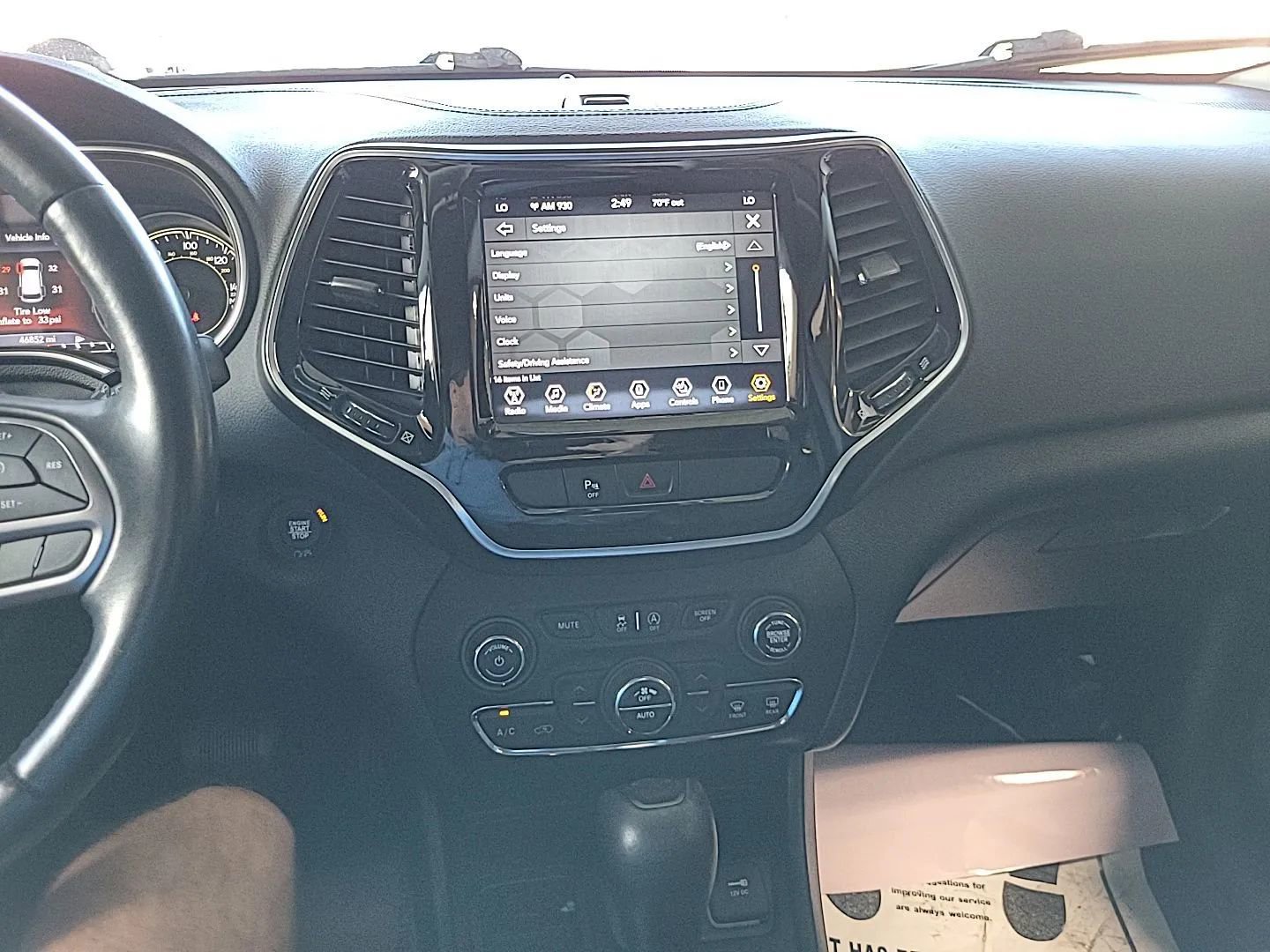 Used 2020 Jeep Cherokee Limited image 6