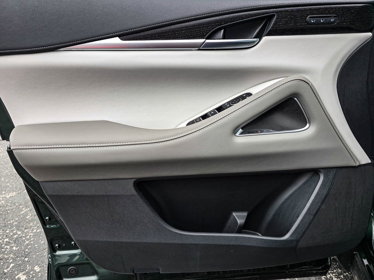 New 2026 INFINITI QX60 Autograph image 14