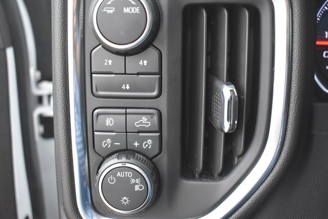 Used 2023 Chevrolet Silverado 2500 LT w/ Convenience Package image 31