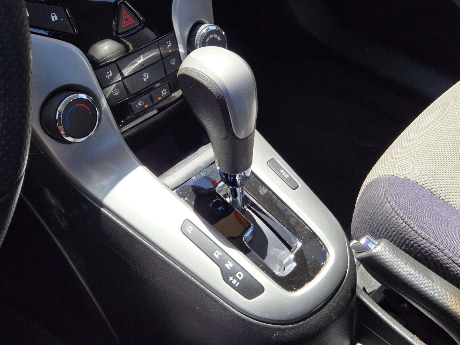 Used 2012 Chevrolet Cruze LS w/ Connectivity Package FWD image 17