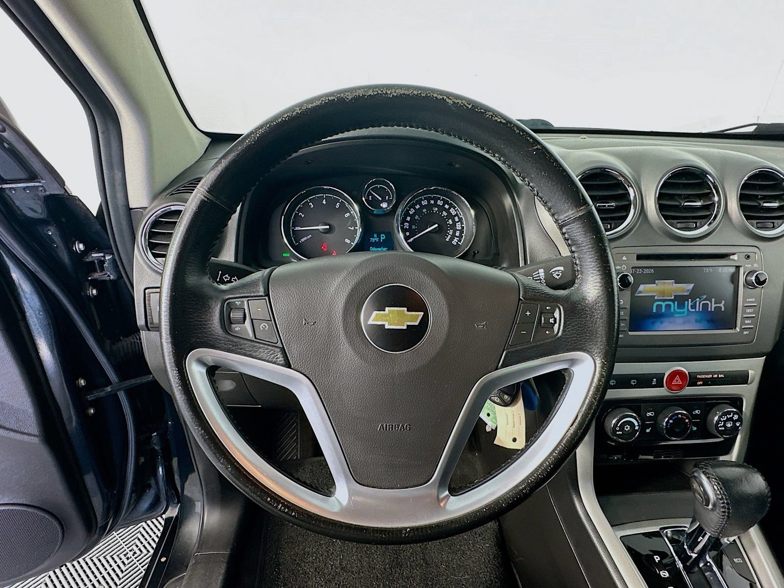 Used 2014 Chevrolet Captiva Sport LTZ FWD image 11