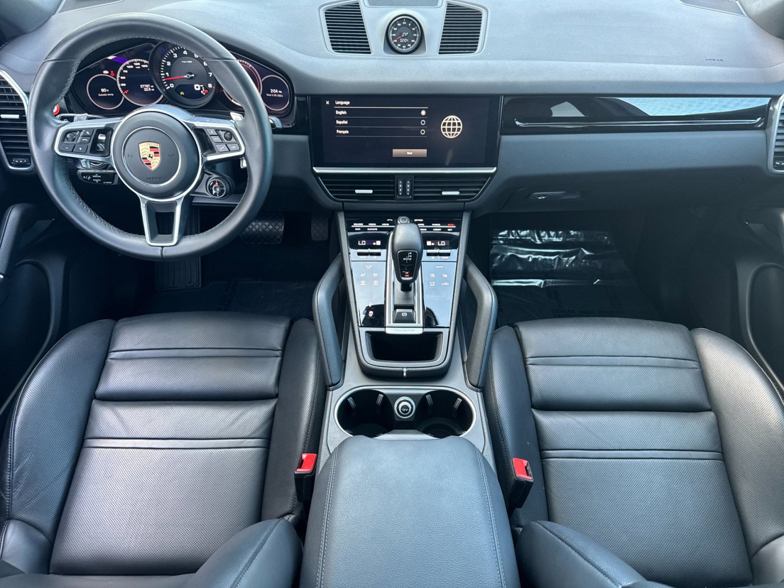 Certified 2023 Porsche Cayenne Coupe image 6