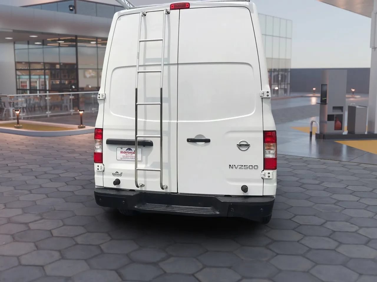 Used 2018 Nissan NV 2500 SV w/ Navigation Package RWD image 14