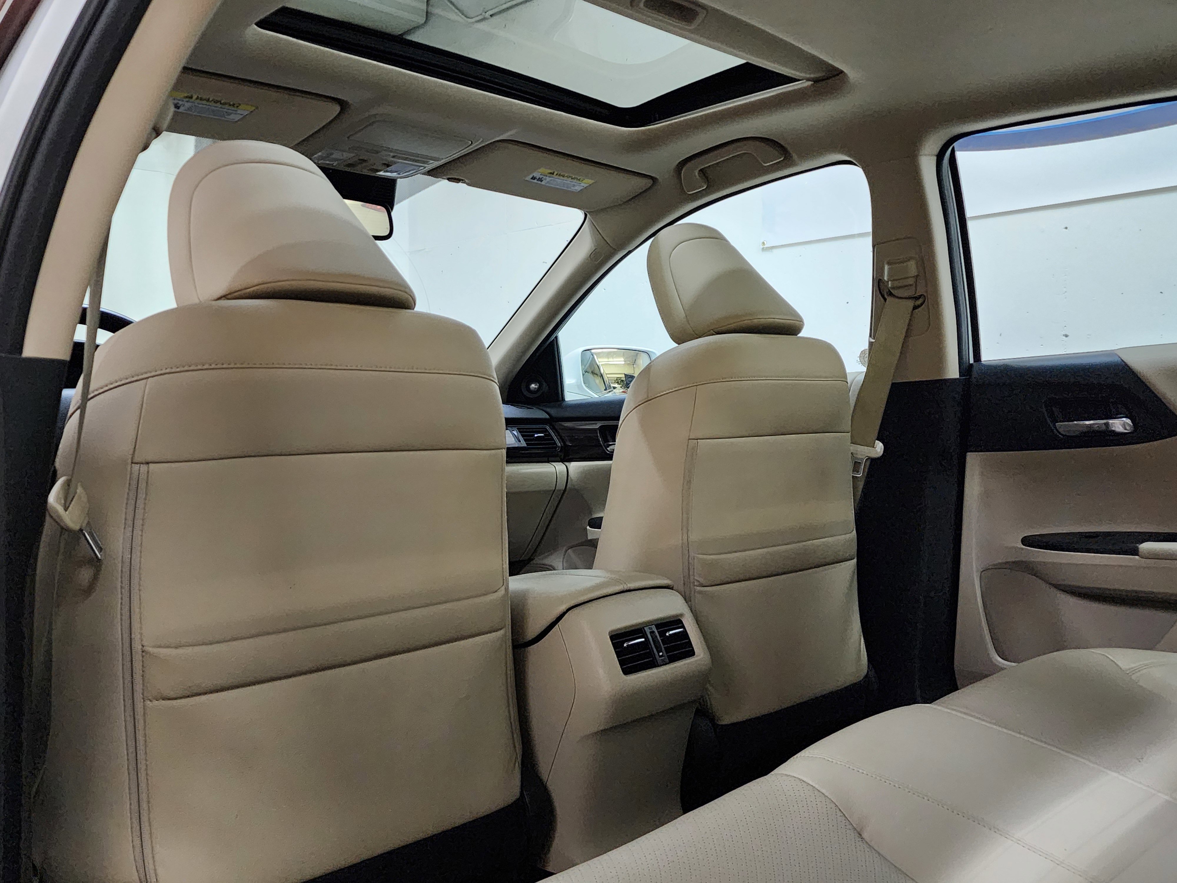 Used 2017 Honda Accord EX-L image 16