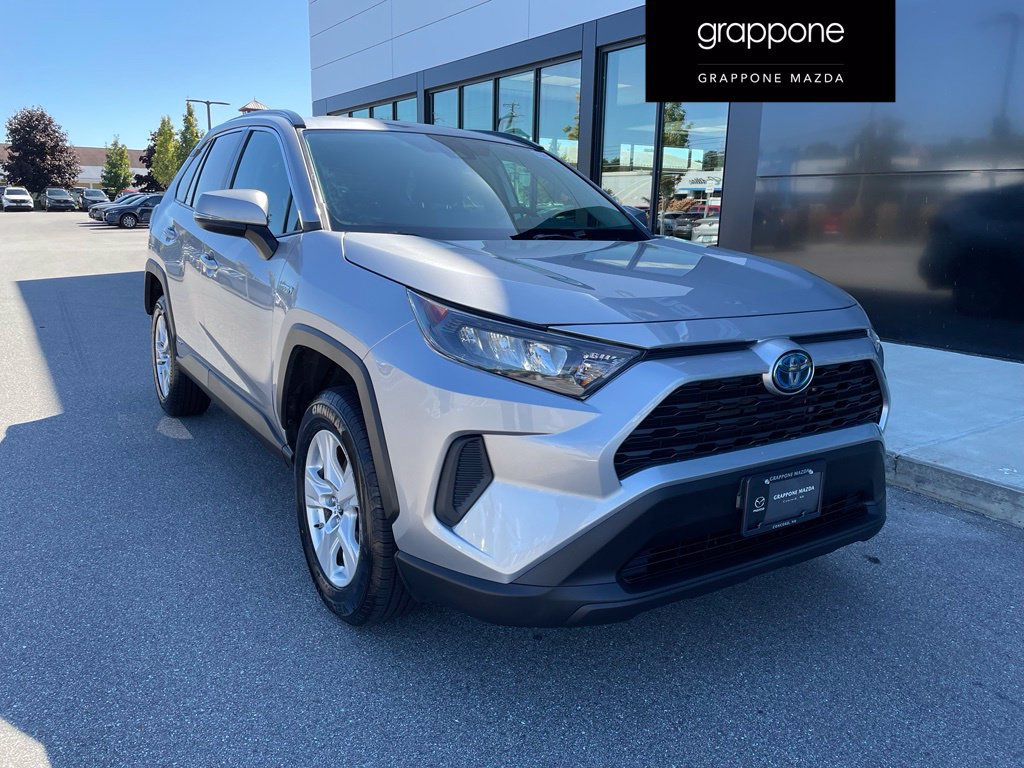Used 2021 Toyota RAV4 LE w/ Carpet Mat Package (TMS) AWD/4WD image 1