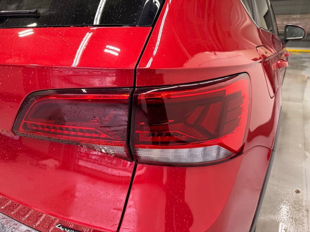 Used 2023 Volkswagen Taos SE w/ Panoramic Sunroof Package image 5