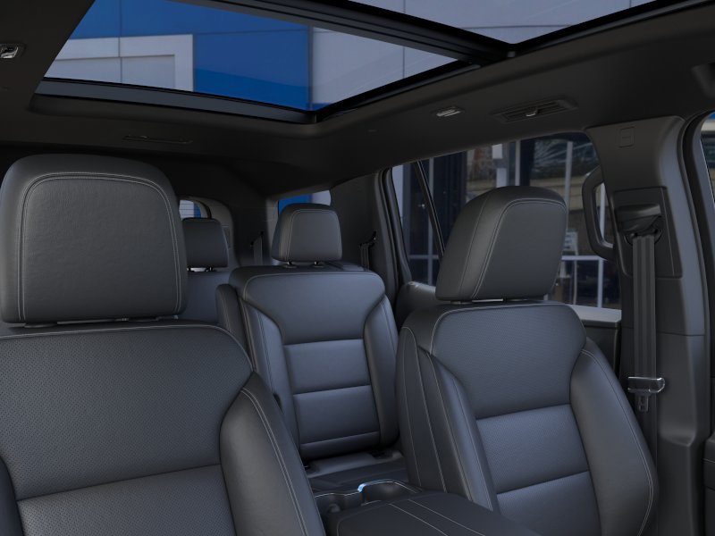 New 2027 Chevrolet Traverse LT w/ Driver Confidence Package FWD image 24
