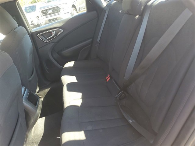 Used 2016 Chrysler 200 Limited w/ Convenience Group image 27